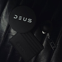 DEUS
